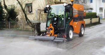 Multifunktionsgeräte: Mit Anbaugeräten Schutz aufbauen