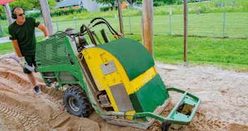 Oktober: Sandreinigung: Ein Austausch ist die schlechteste Alternative